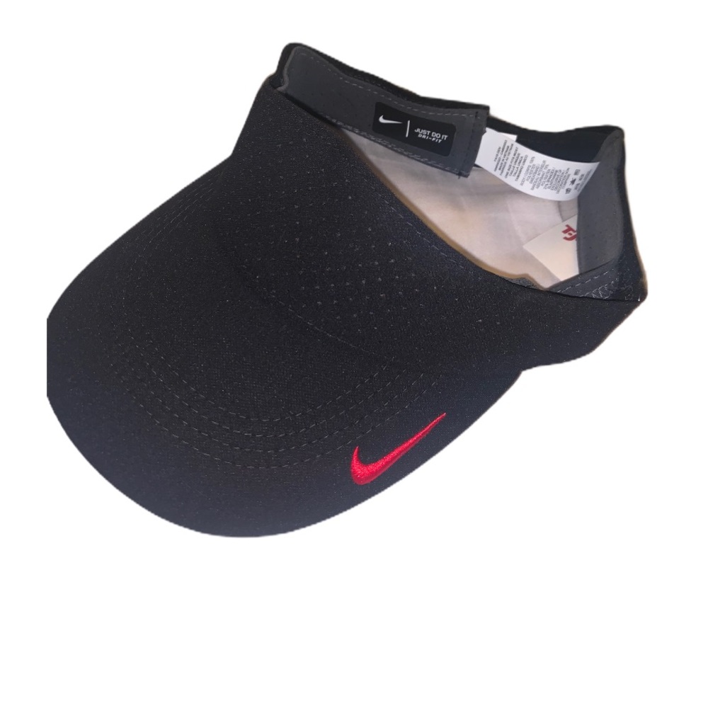 Nike Aerobill Visor NWT